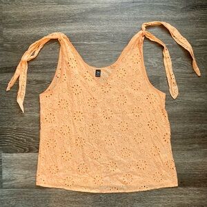 Niay orange eyelet lace top in size XL